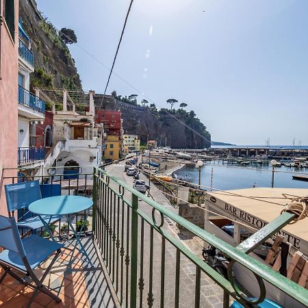 Casa Mariarosa - Seaside Apartment With Balcony Пьяно-ди-Сорренто Экстерьер фото