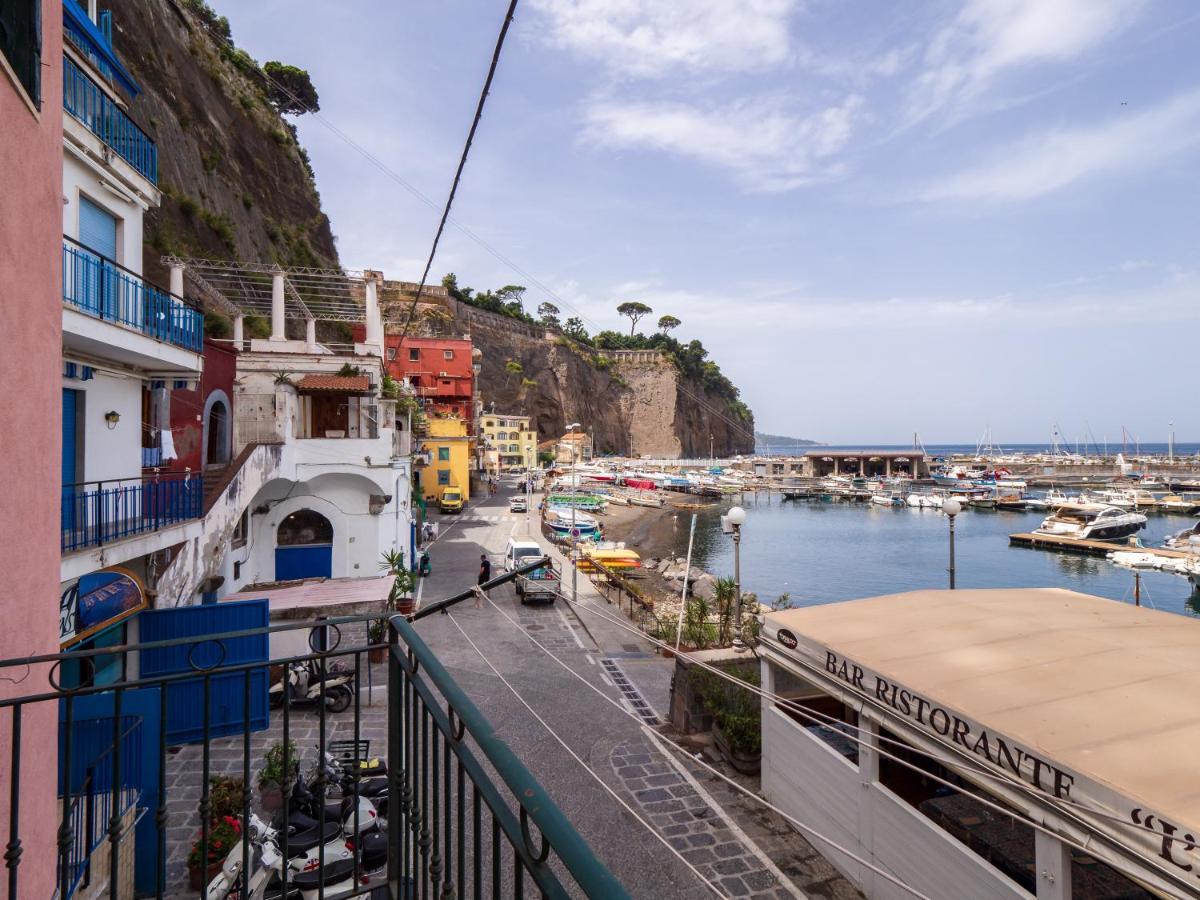 Casa Mariarosa - Seaside Apartment With Balcony Пьяно-ди-Сорренто Экстерьер фото