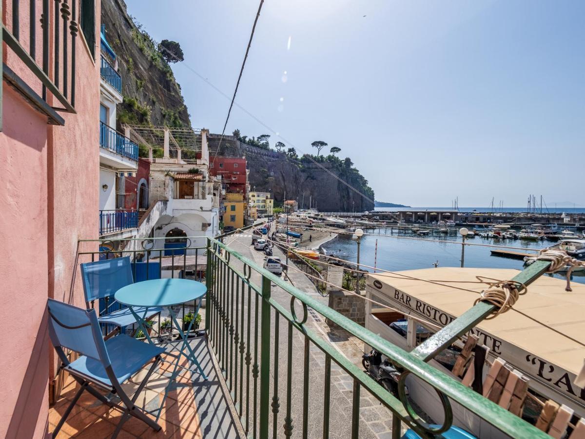 Casa Mariarosa - Seaside Apartment With Balcony Пьяно-ди-Сорренто Экстерьер фото